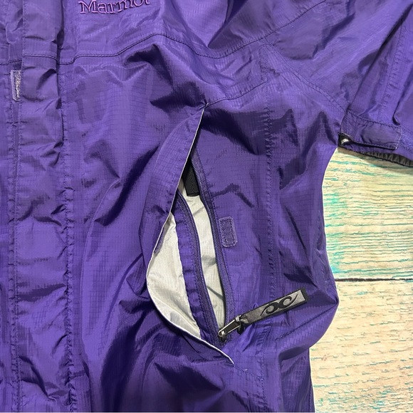 Marmot Hoodie Womens Small Purple Full Zip Hooded Water Rain Jacket-Peeling/FLAW - Picture 14 of 16